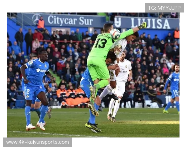 索里亚6扑难阻乌龙，赫塔菲门神徒劳无功