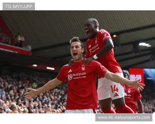 诺丁汉森林客场战平狼队，保级之战各取一分